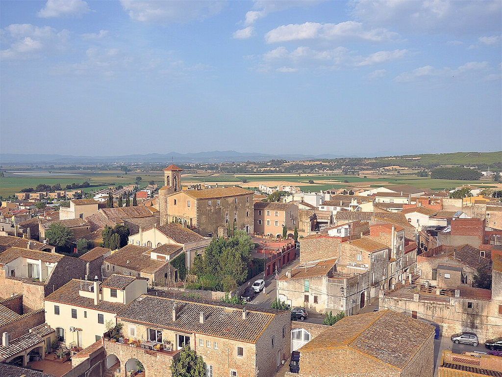 Albons: Mittelalterliches Flair im Herzen des Baix Empordà an der Costa Brava