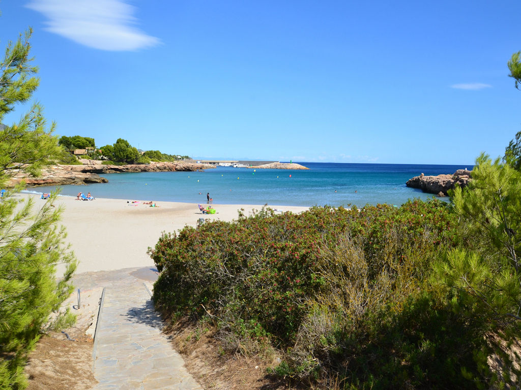 L'Ametlla de Mar on the Costa Dorada – Relaxation, Culture, and Culinary Delights