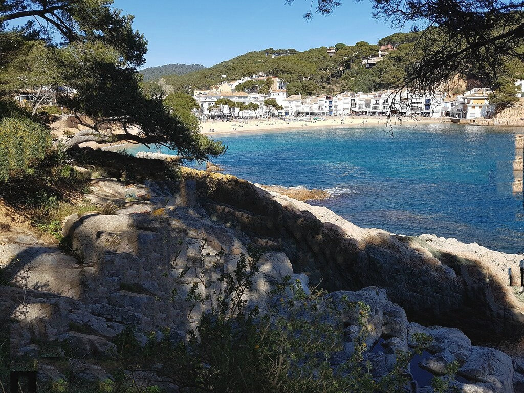 Tamariu, kleinste, naturbelassenste und schönste der Küstenorte in Katalonien