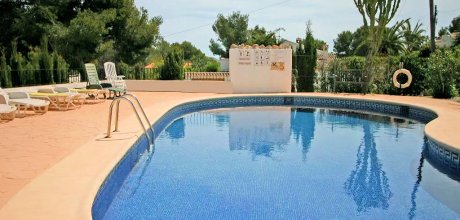 MO 312 Bungalow para 6 personas con piscina comunitaria en Moraira en la Costa Blanca