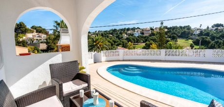 BN 615 Moderne Ferienvilla für 6 Personen mit einem privaten Pool in Benissa an der Costa Blanca