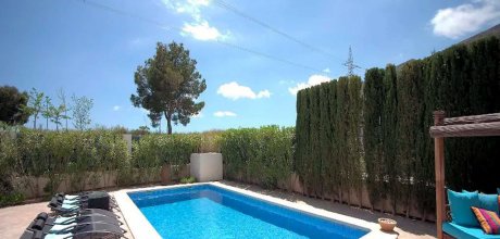 NU 818 Villa moderna para 8 personas con una piscina privada cerca de La Nucia en la Costa Blanca