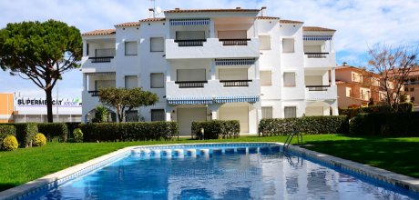 PP 124/2 Appartement moderne pour 4 personnes avec piscine et vue mer près de Playa de Pals sur la Costa Brava