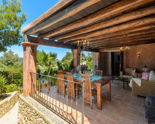 Ferienhaus auf Ibiza privater Pool