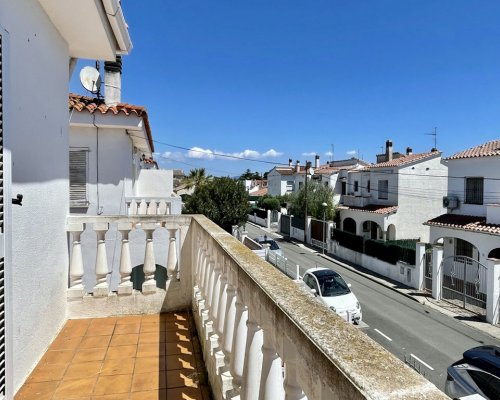 Ferienhausvermietung mit Pool in Spanien