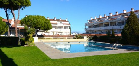 EC 124/2 Ferienwohnung für 2/4 Personen mit Schwimmbad in l´Escala an der Costa Brava