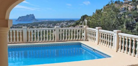 MO 416 Ferienvilla für 4 Personen mit einem privaten Pool und Meerblick in Moraira an der Costa Blanca