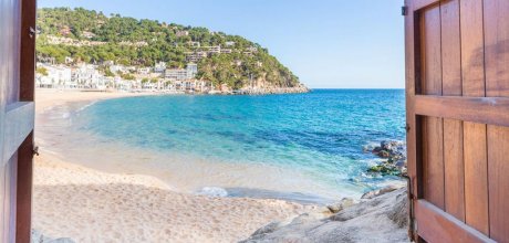 PA 241 Exklusives Ferienhaus für 8/10 Personen direkt am Strand von Llafranc an der Costa Brava