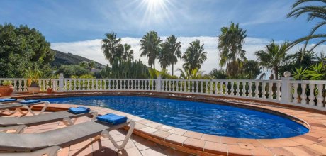 MO 816 Exklusive Ferienvilla für 8 Personen mit einem privaten Pool in Moraira an der Costa Blanca