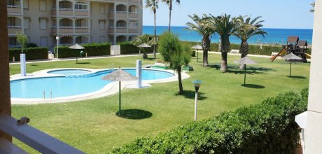 DE 118/2 Moderne Ferienwohnung für 4 Personen mit Schwimmbad am Strand von Dénia an der Costa Blanca