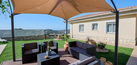 LL 614 Moderne Ferienvilla für 6 Personen mit einem privaten Pool bei Lloret de Mar an der Costa Brava