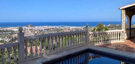 DE 804 Modernes Ferienhaus für 8 Personen privater Pool und Meerblick in Dénia an der Costa Blanca