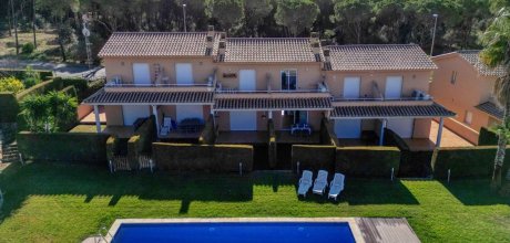 EC 303/3 Ferienhaus für 6 Personen mit Gemeinschaftspool in L'Escala an der Costa Brava in Spanien