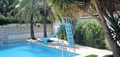 DE 612 Moderne Ferienvilla für 6 Personen mit privatem Pool und Meerblick in Dénia an der Costa Blanca
