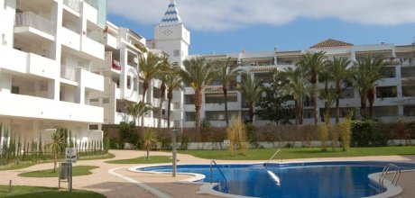 RS 125/2 Holiday apartment for 4 persons with swimming pool at the marina of Santa Margarita in Rosas on the Costa Brava