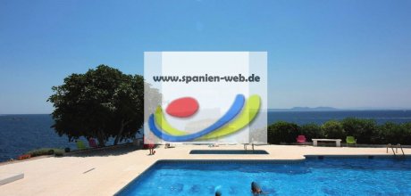 RS 124/2 Apartamento para 4 personas con vistas al mar y piscina en Rosas en la Costa Brava