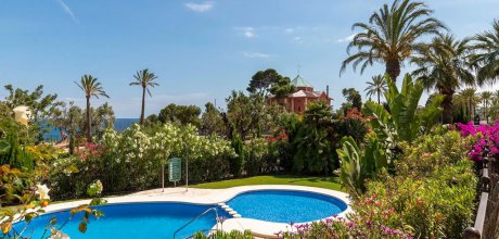 AL 126/2 Exklusive Ferienwohnung für 4 Personen mit Schwimmbad und Meerblick bei Altea an der Costa Blanca