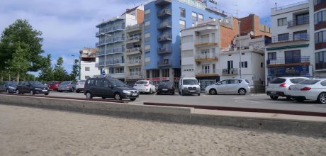 RS 103/2 Studio-Ferienwohnung für 4 Personen mit Meerblick an der Strandpromanade von Rosas an der Costa Brava