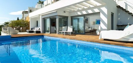 RS 819 Exklusive Ferienvilla für 8 Personen am Meer mit privatem Pool und Panoramablick in Rosas an der Costa Brava