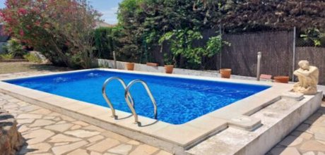 EC 407 Maison de vacances pour 4 personnes avec piscine privée à l`Escala sur la Costa Brava en Espagne
