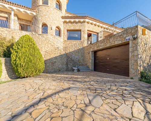Exklusive Ferienvilla privater Pool Spanien www.spanien-web.de