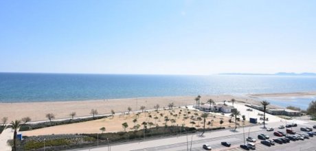 AM 118/6 Appartement exclusif pour 6 personnes avec piscine sur la plage d'Empuriabrava en Espagne