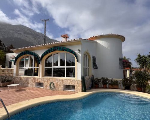Villa in Dénia mieten www.spanien-web.de