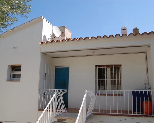 Strandnahe Ferienwohnung für 6 Personen mit Meerblick in Llançà Costa Brava
