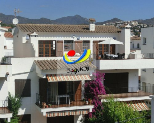 Penthouse strand nahe in Llançà Costa Brava