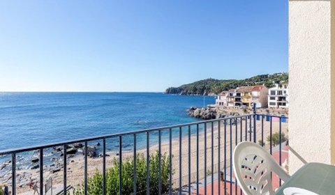 PA 145/3 Exklusine Ferienwohnung für 6 Personen am Strand mit Meerblick - Calella de Palafrugell - Costa Brava