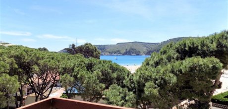 EC 116/2 Ferienwohnung für 7 Personen mit Meerblick in l`Escala an der Costa Brava