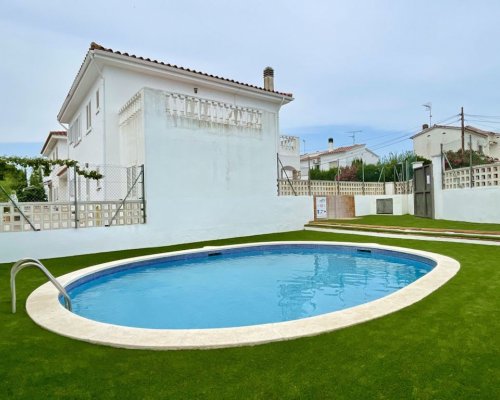 zu vermieten - Ferienhaus Costa Brava mit Pool