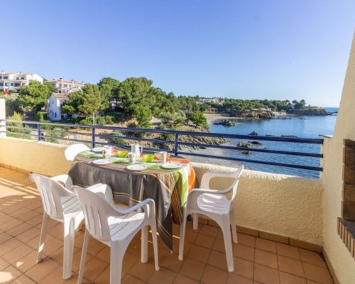 Holiday homes Costa Brava on the beach