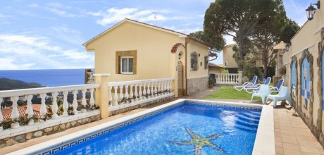 LL 619 Ferienvilla für 6 Personen mit privatem Pool und Meerblick bei Lloret de Mar Costa Brava