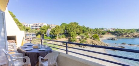 LA 291/3 Ferienhaus für 10 Personen mit Meerblick in Llançà an der Costa Brava