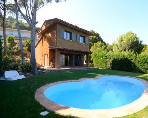 Ferienvilla in Sa Tuna bei Begur mieten – Sonne, Meer und Entspannung an der Costa Brava