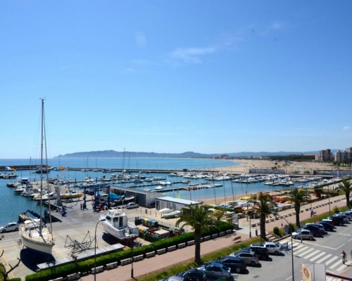 Appartements am Strand von l`Estartit in Spanien